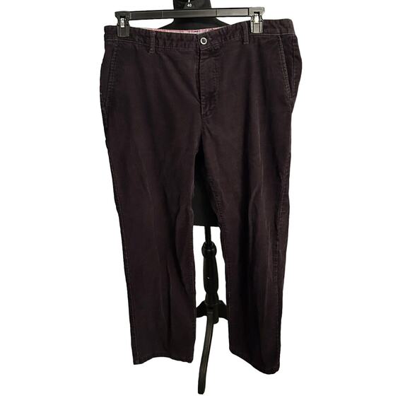 Izod Other - IZOD Men's Black Pleated Front Corduroy Straight Fit Pants 36X32